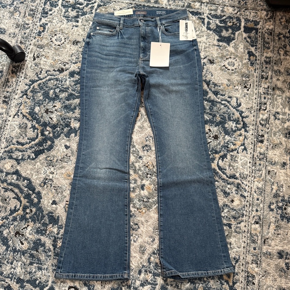 DL1961 Women's Classic Blue Flare Jeans